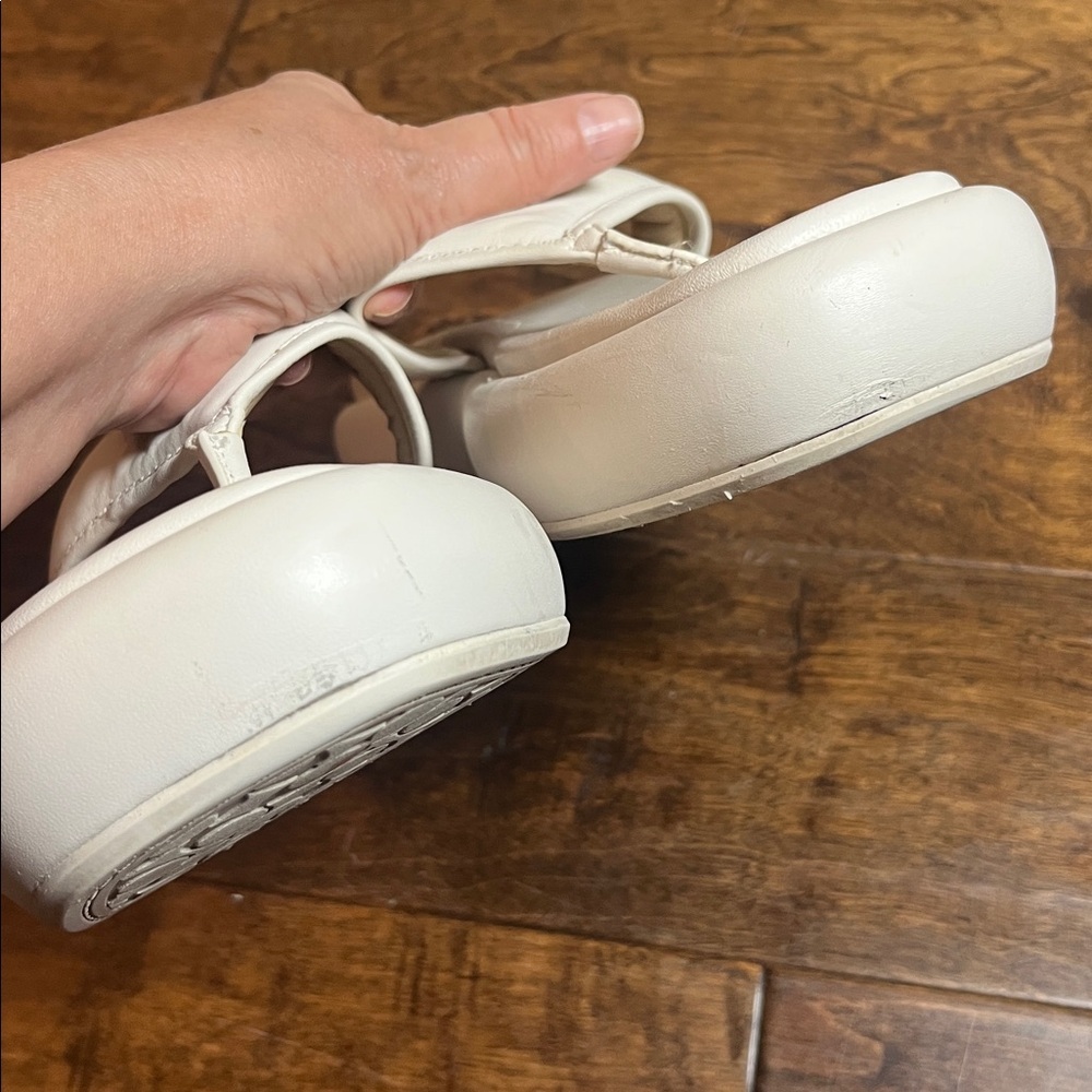 Coach Sylvie Sandal, Off-White, size 6 - Picture 6 of 10
